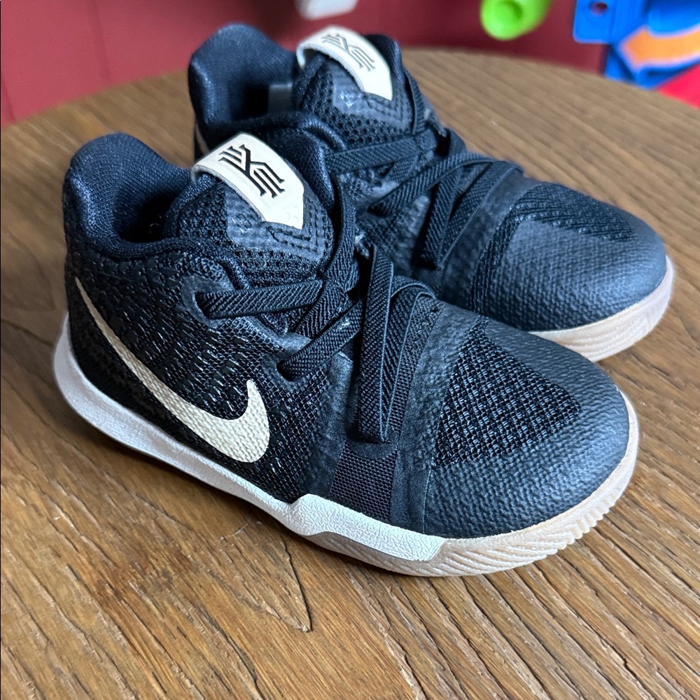 Nike Kids Black and Cream Sneakers